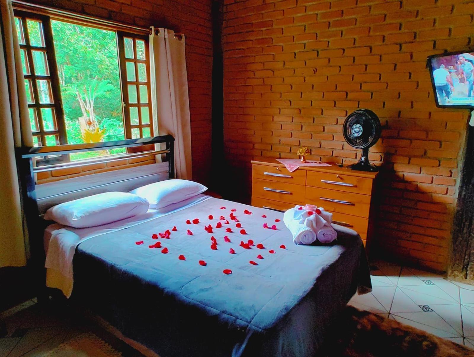 Chale Vale Das Flores - Visconde De Maua Rj Dış mekan fotoğraf